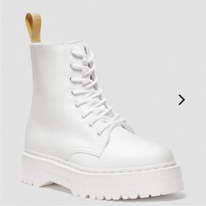 Dr. Martens Vegan Jadon II Kembo Mono Platform Boots (size 6 Brand New)